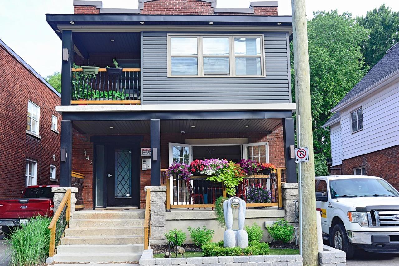 Ottawa Downtown Executive Apartment Retreat With Private Balcony Near Bank Street - Sleep Max 2 Extérieur photo