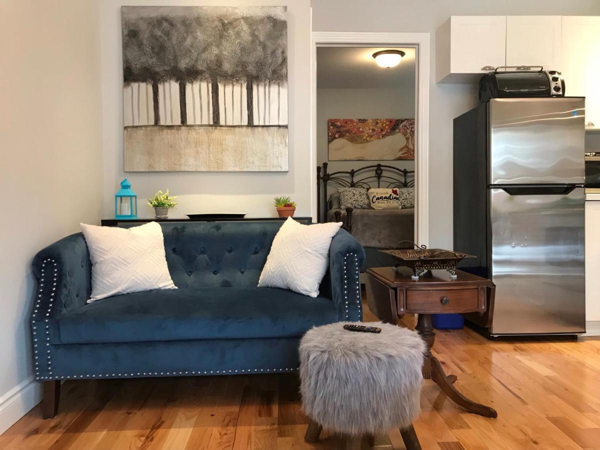 Ottawa Downtown Executive Apartment Retreat With Private Balcony Near Bank Street - Sleep Max 2 Extérieur photo