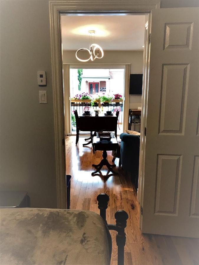 Ottawa Downtown Executive Apartment Retreat With Private Balcony Near Bank Street - Sleep Max 2 Extérieur photo
