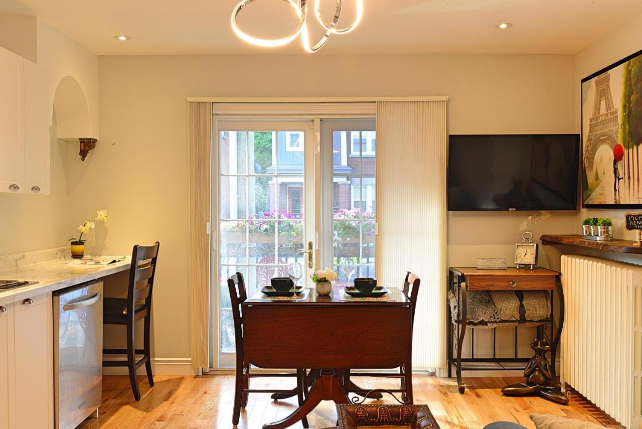 Ottawa Downtown Executive Apartment Retreat With Private Balcony Near Bank Street - Sleep Max 2 Extérieur photo