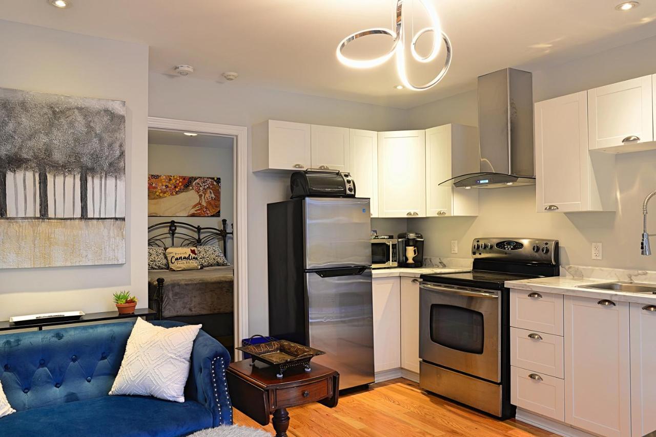 Ottawa Downtown Executive Apartment Retreat With Private Balcony Near Bank Street - Sleep Max 2 Extérieur photo